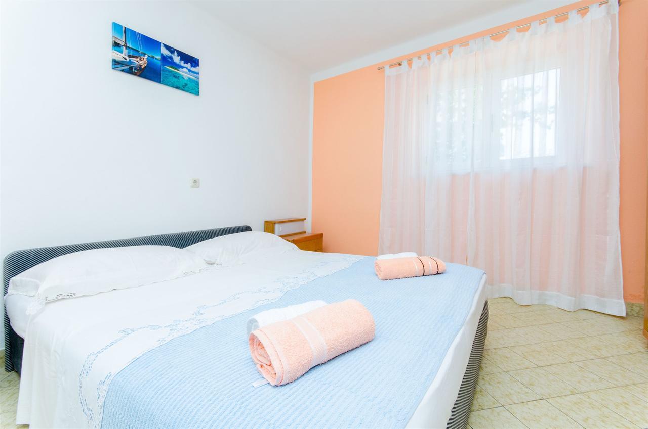 Apartments Mateo Baška Voda Dış mekan fotoğraf