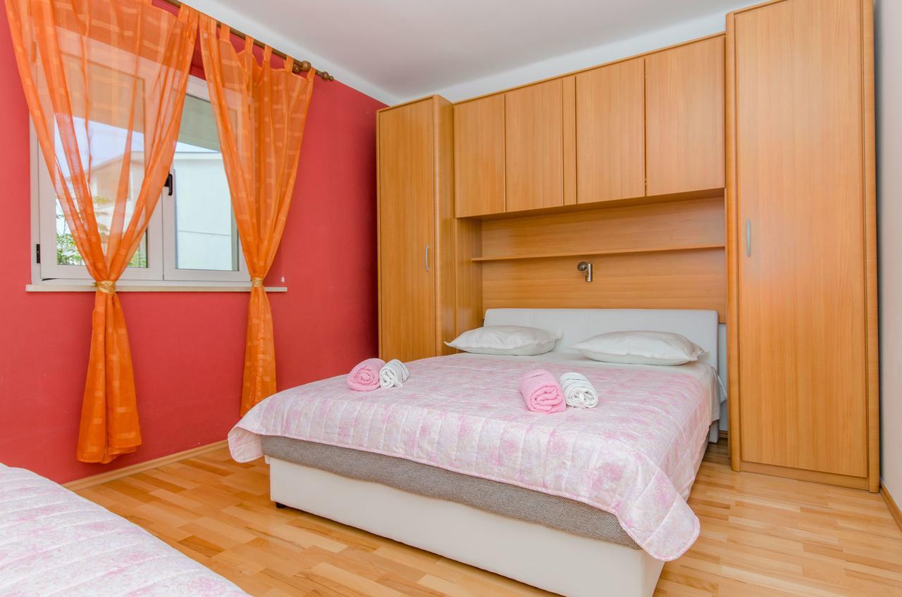 Apartments Mateo Baška Voda Dış mekan fotoğraf