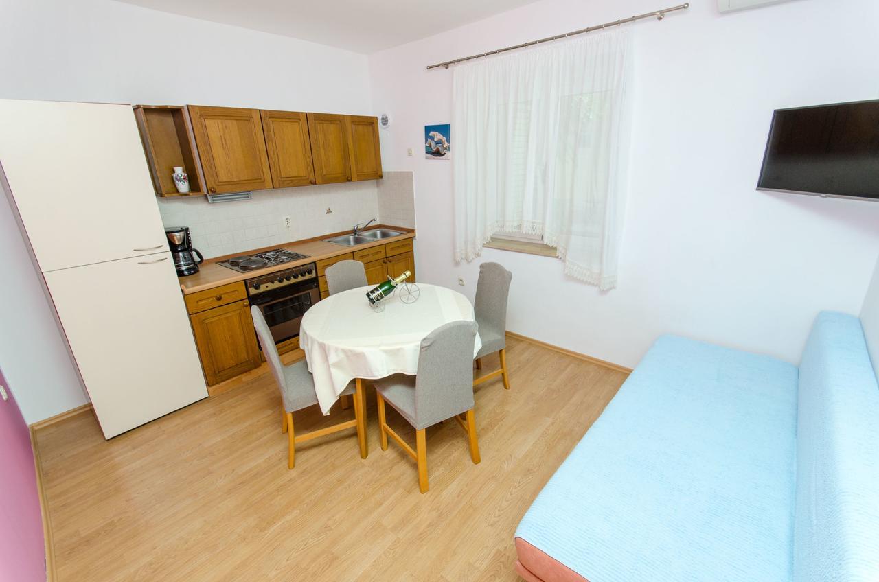 Apartments Mateo Baška Voda Dış mekan fotoğraf